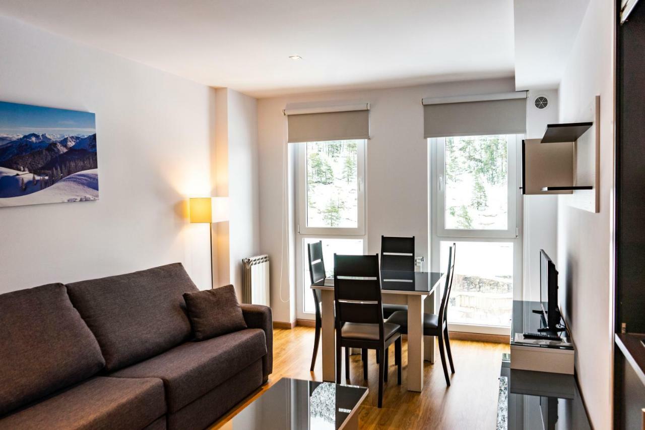 Luxury The Lodge Arinsal Ribasol Park Buitenkant foto