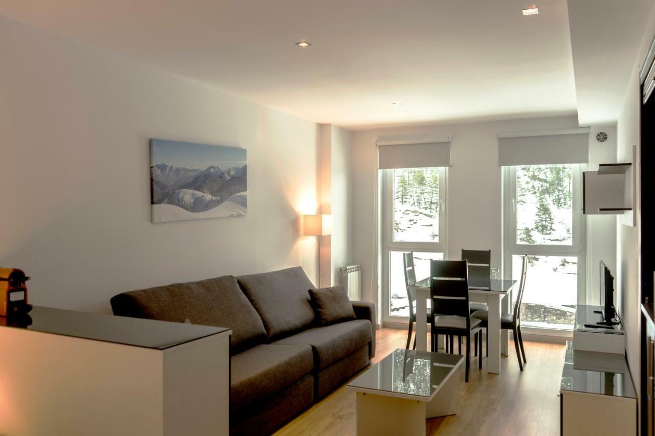 Luxury The Lodge Arinsal Ribasol Park Buitenkant foto