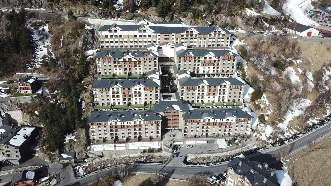Luxury The Lodge Arinsal Ribasol Park Buitenkant foto