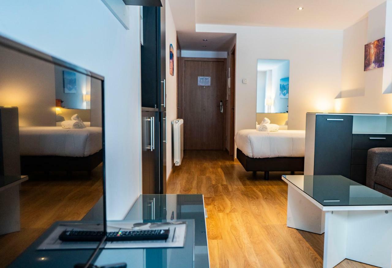 Luxury The Lodge Arinsal Ribasol Park Buitenkant foto