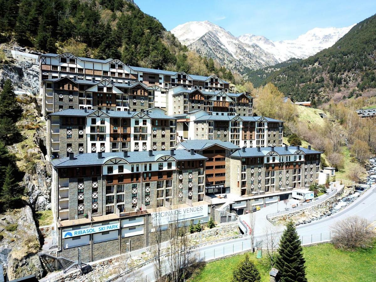 Luxury The Lodge Arinsal Ribasol Park Buitenkant foto